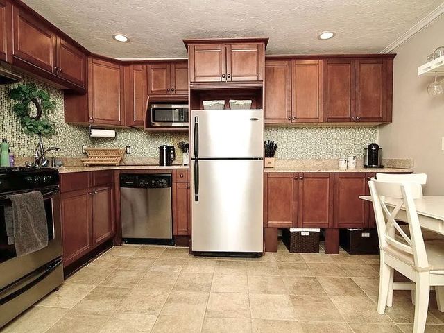 206 Bunker Hill St 3, Boston, MA 02129