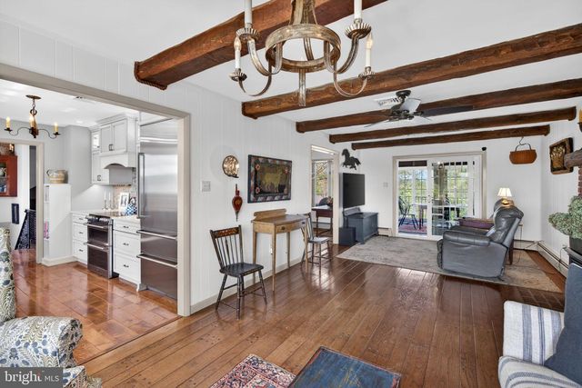 185 BLACK MATT RD, Douglassville, PA 19518