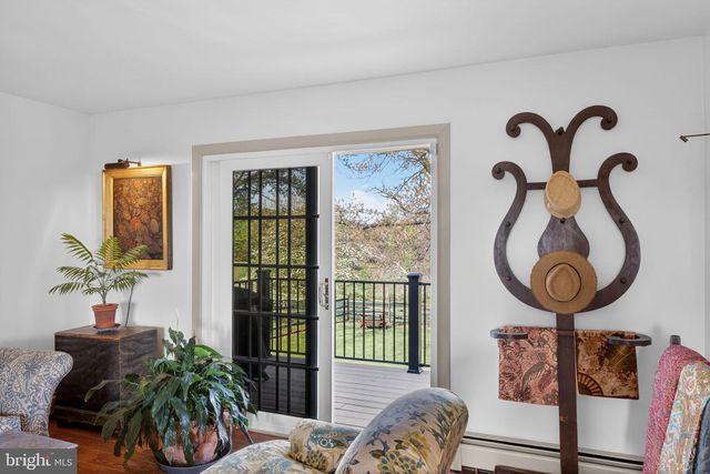 185 BLACK MATT RD, Douglassville, PA 19518