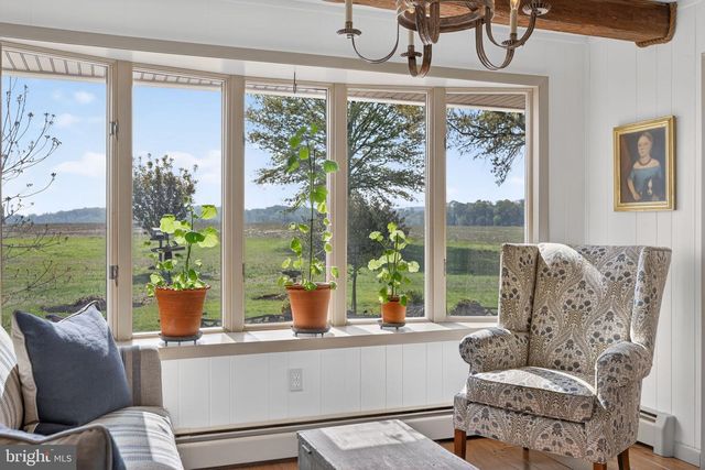 185 BLACK MATT RD, Douglassville, PA 19518