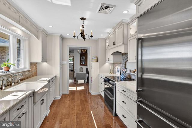 185 BLACK MATT RD, Douglassville, PA 19518