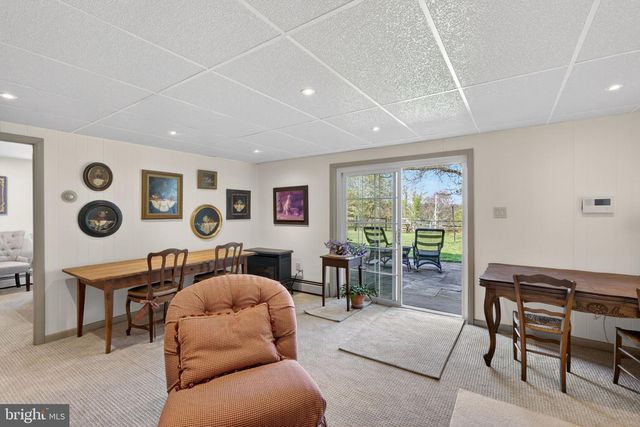 185 BLACK MATT RD, Douglassville, PA 19518