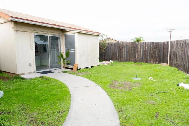 8048 Smokewood Dr, Santee, CA 92071