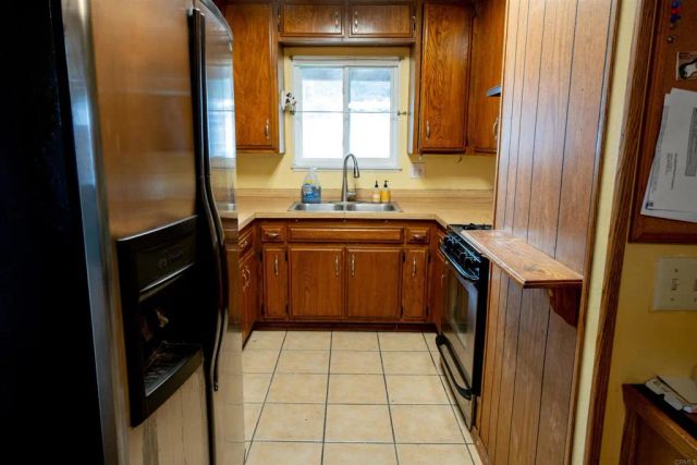 8048 Smokewood Dr, Santee, CA 92071