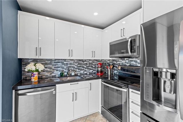 11166 NW 37th ST, Sunrise, FL 33351