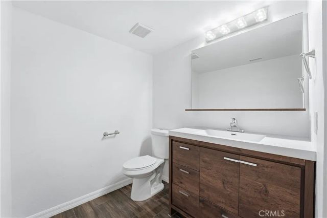17721 Norwalk 3, Artesia, CA 90701