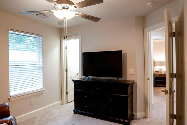 1007 S Pickard Avenue, Norman, OK 73069