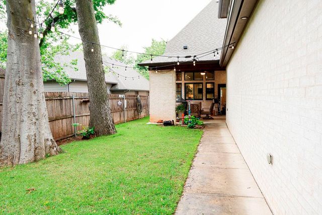 1007 S Pickard Avenue, Norman, OK 73069