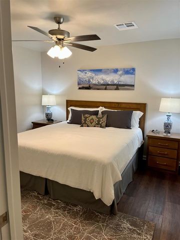 1007 S Pickard Avenue, Norman, OK 73069
