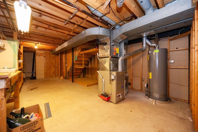 476 Coldiron Drive, Rochester Hills, MI 48307