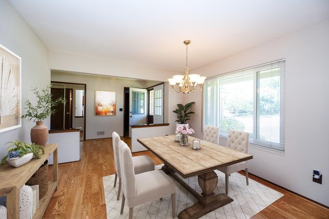476 Coldiron Drive, Rochester Hills, MI 48307