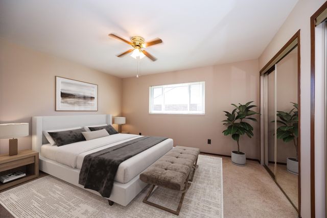 476 Coldiron Drive, Rochester Hills, MI 48307