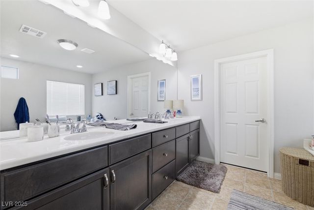 6088 Rockway Glen Avenue, Las Vegas, NV 89141