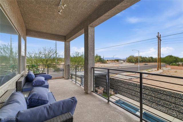 6088 Rockway Glen Avenue, Las Vegas, NV 89141