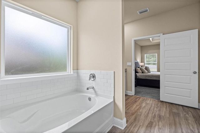 1517 Redland Street E, Mobile, AL 36695