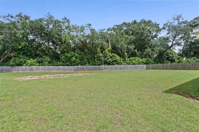 1517 Redland Street E, Mobile, AL 36695