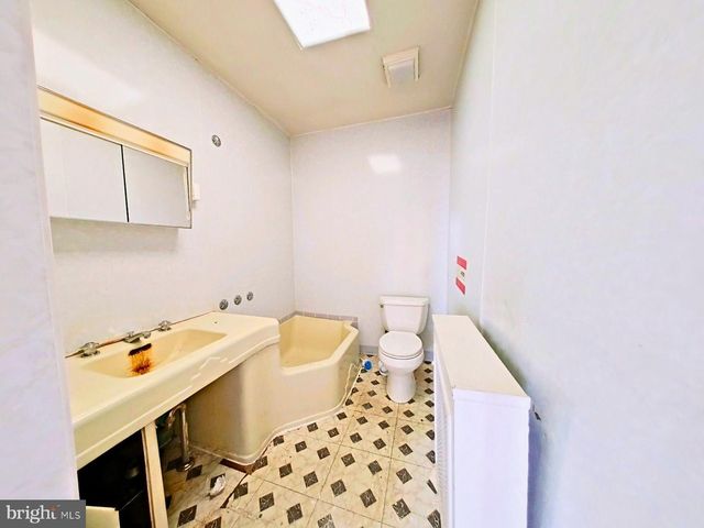 7620-24 OGONTZ AVE, Philadelphia, PA 19150
