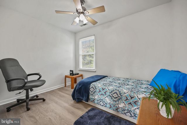 14 KRISTOPHER DR, Hamilton, NJ 08620