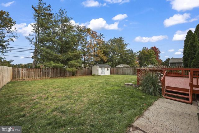 14 KRISTOPHER DR, Hamilton, NJ 08620