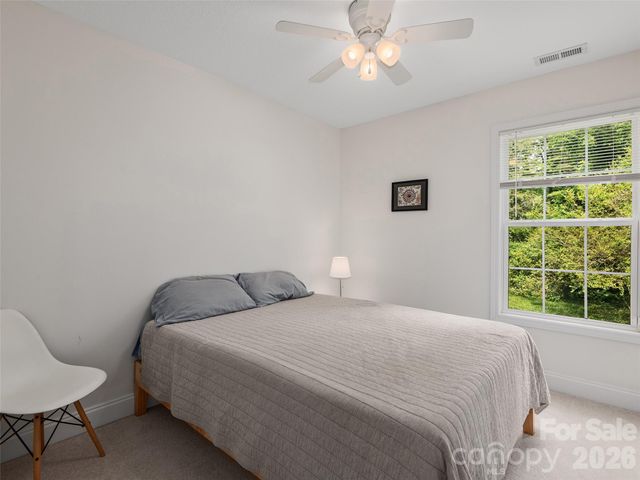 64 Springside Road, Asheville, NC 28803