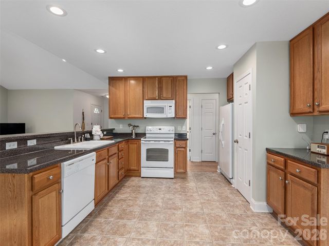 64 Springside Road, Asheville, NC 28803