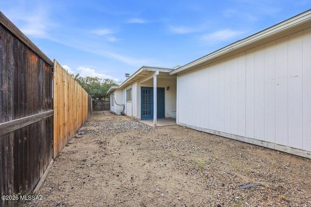 4741 N Woodside Drive, Tucson, AZ 85705