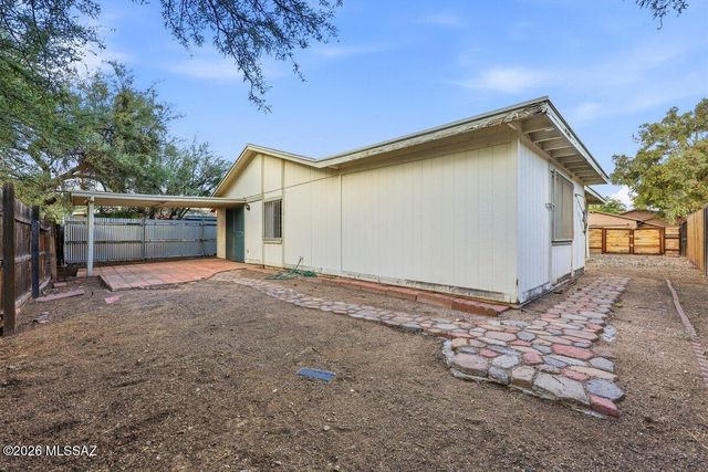 4741 N Woodside Drive, Tucson, AZ 85705