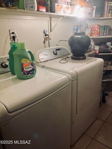 1411 W Cather Place, Tucson, AZ 85746