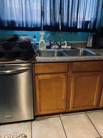 1411 W Cather Place, Tucson, AZ 85746