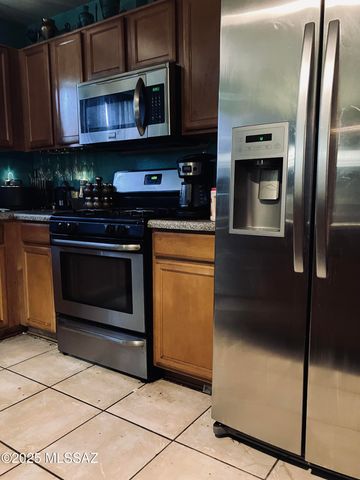 1411 W Cather Place, Tucson, AZ 85746