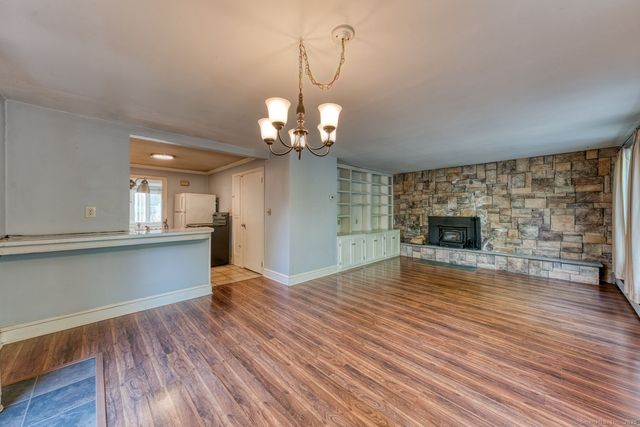 86 Barbara Road, Middletown, CT 06457