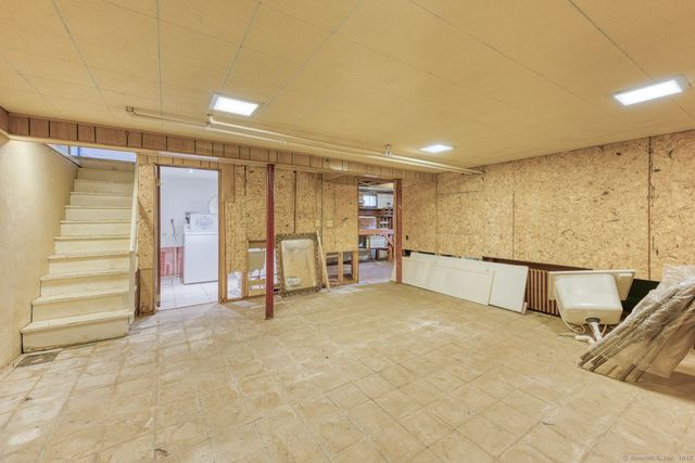 86 Barbara Road, Middletown, CT 06457