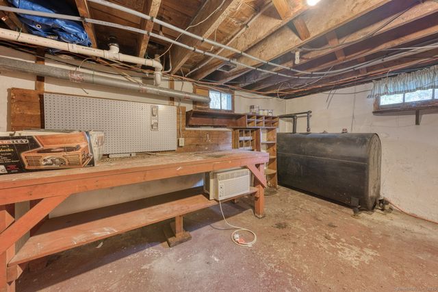 86 Barbara Road, Middletown, CT 06457