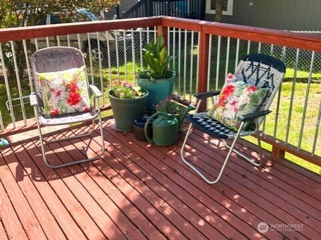 19805 127th Court NE, Bothell, WA 98011