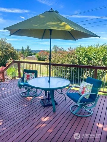 19805 127th Court NE, Bothell, WA 98011