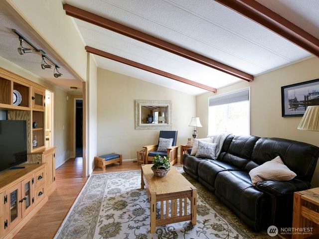 19805 127th Court NE, Bothell, WA 98011