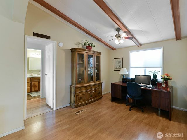 19805 127th Court NE, Bothell, WA 98011