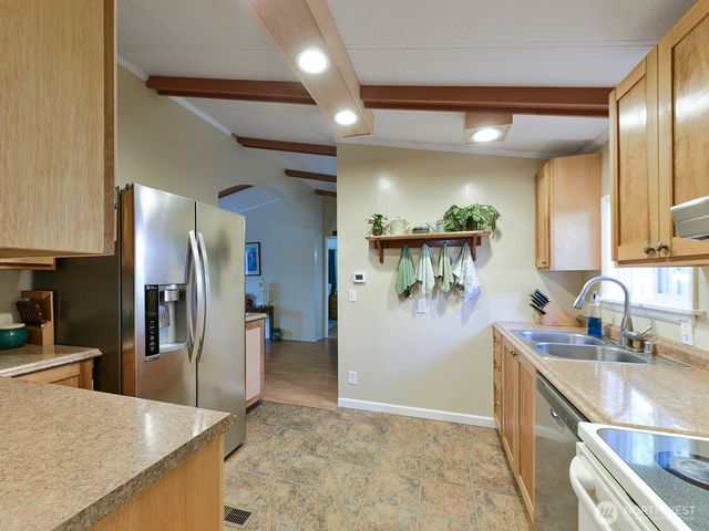 19805 127th Court NE, Bothell, WA 98011
