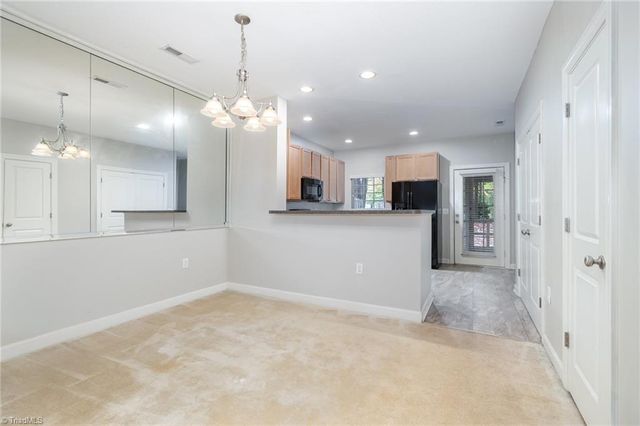 660 Friendway Road, Greensboro, NC 27410