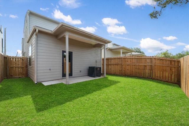 4309 Larkspur Street, Houston, TX 77051