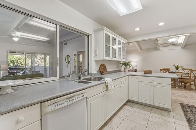 186 WINDWARD DRIVE, Osprey, FL 34229