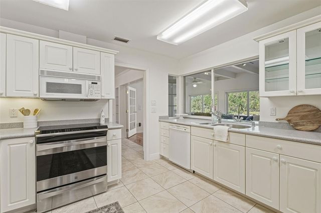 186 WINDWARD DRIVE, Osprey, FL 34229