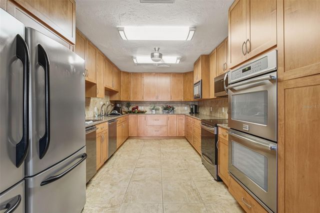 186 WINDWARD DRIVE, Osprey, FL 34229