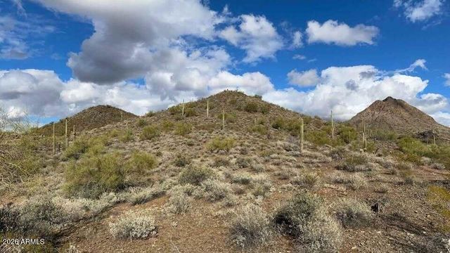 - W Jenny Lin Road -, New River, AZ 85087