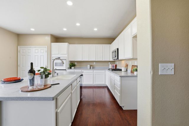 11029 Brattleboro Cir, Mather, CA 95655