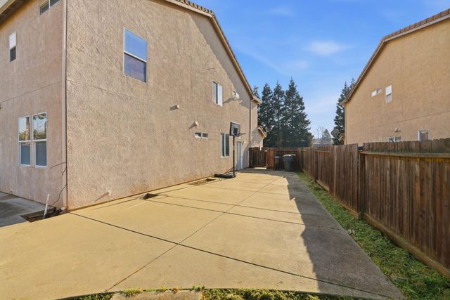 11029 Brattleboro Cir, Mather, CA 95655