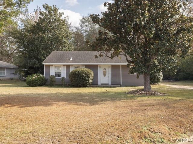 51 Forrest Avenue, Wetumpka, AL 36092