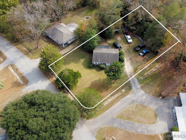 51 Forrest Avenue, Wetumpka, AL 36092