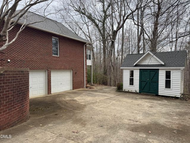 2100 Neuse Colony Drive, Clayton, NC 27527