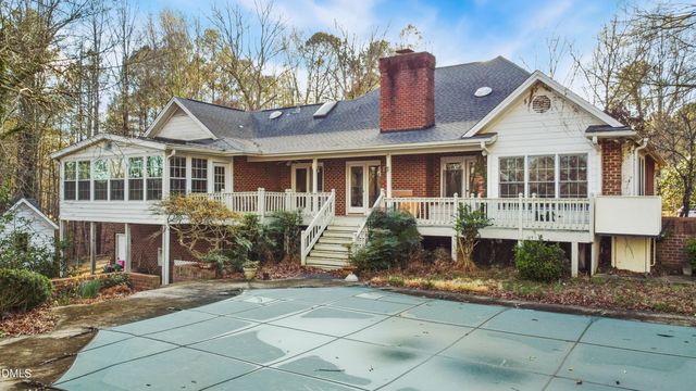 2100 Neuse Colony Drive, Clayton, NC 27527